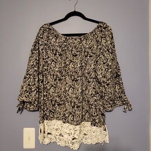 Cold shoulder, lace trim top